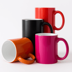 Színes kerámia bögrék több élénk árnyalatban – piros, fekete, pink és narancssárga kivitelben | Reja.hu