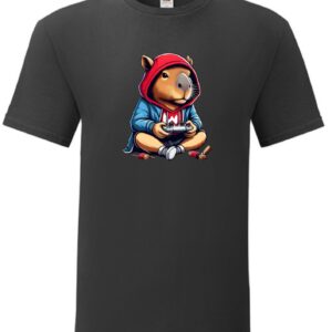 Kapibara gamer stílusban, piros kapucnis pulcsiban videojáték-kontrollerrel, fekete pólón.